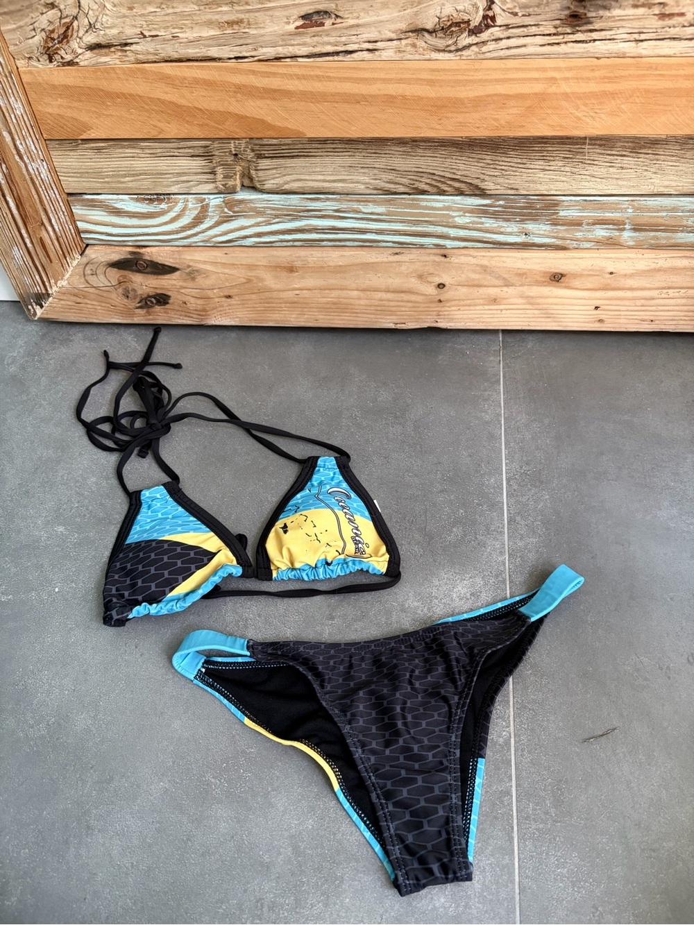 Oceanic Gear Bahamas Flag Triangle Bikini Swimsuit Medium